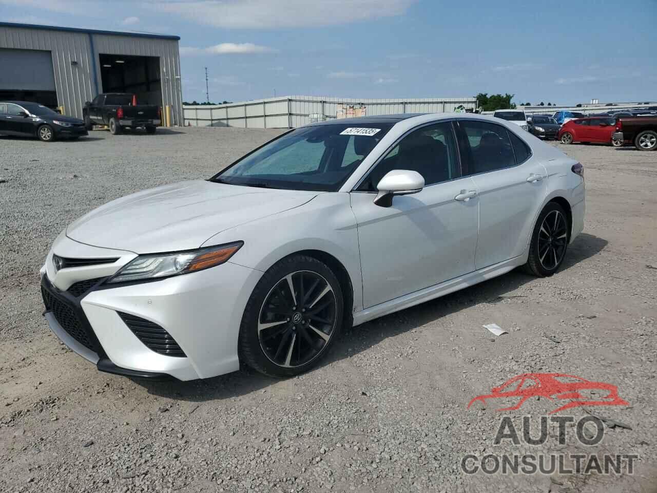 TOYOTA CAMRY 2018 - 4T1BZ1HK0JU003514
