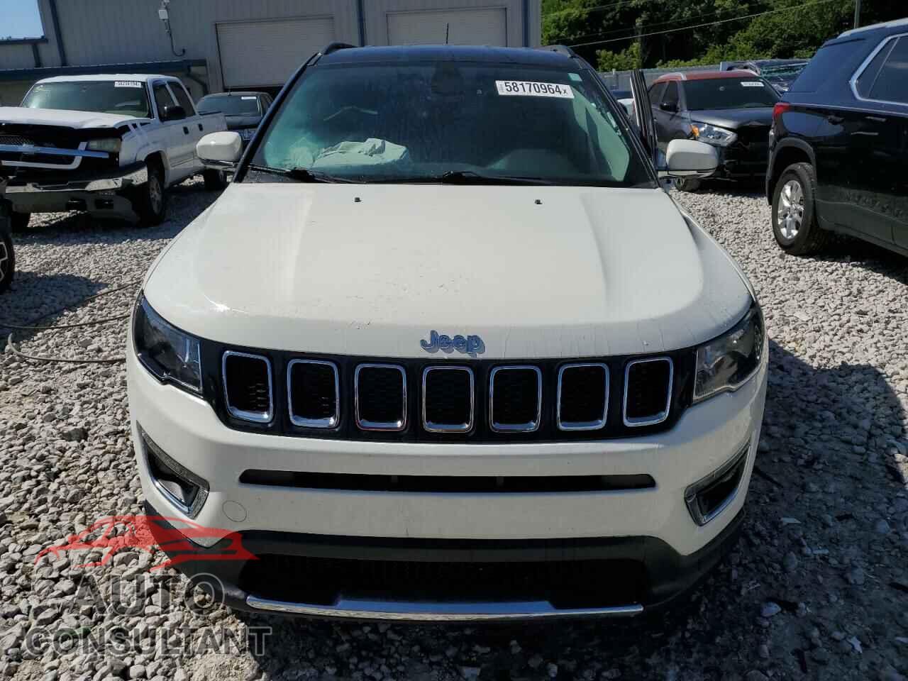 JEEP COMPASS 2019 - 3C4NJDCB8KT645797