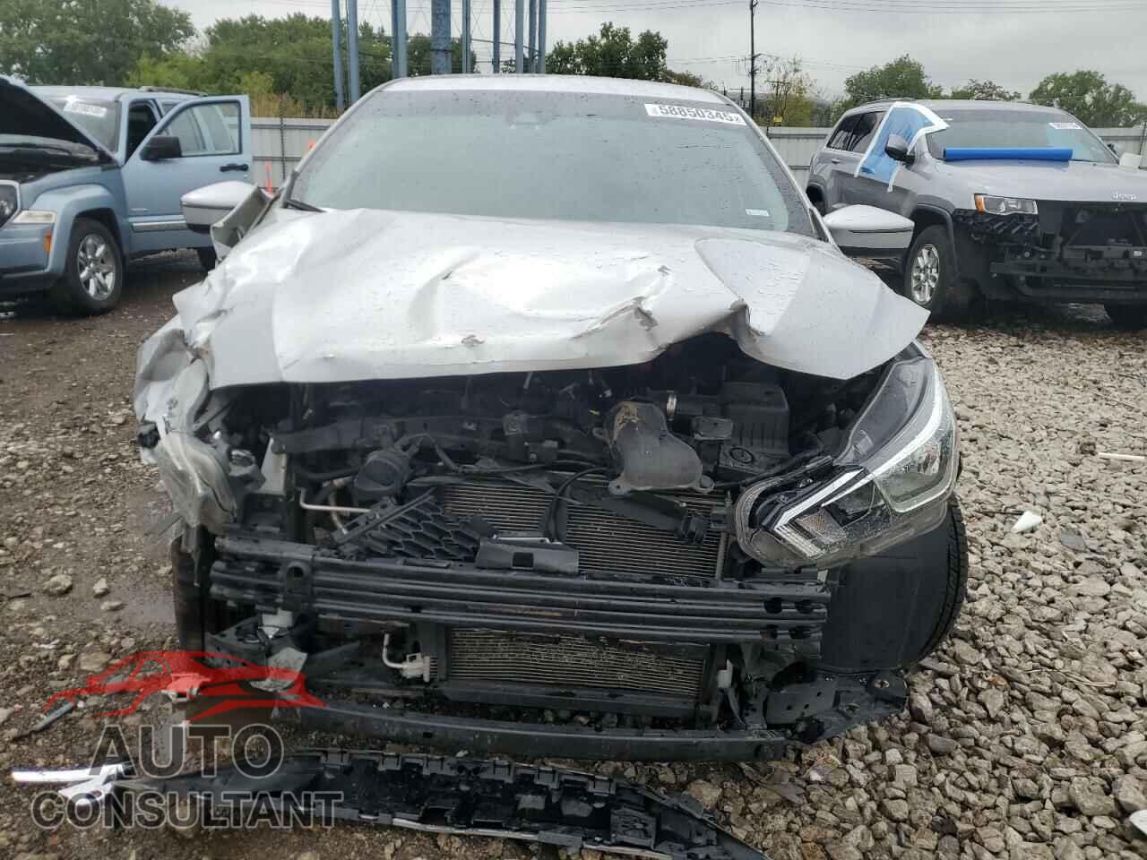 NISSAN VERSA 2021 - 3N1CN8EV0ML894207
