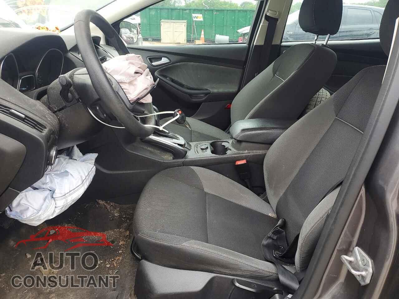 FORD FOCUS 2014 - 1FADP3F22EL131174