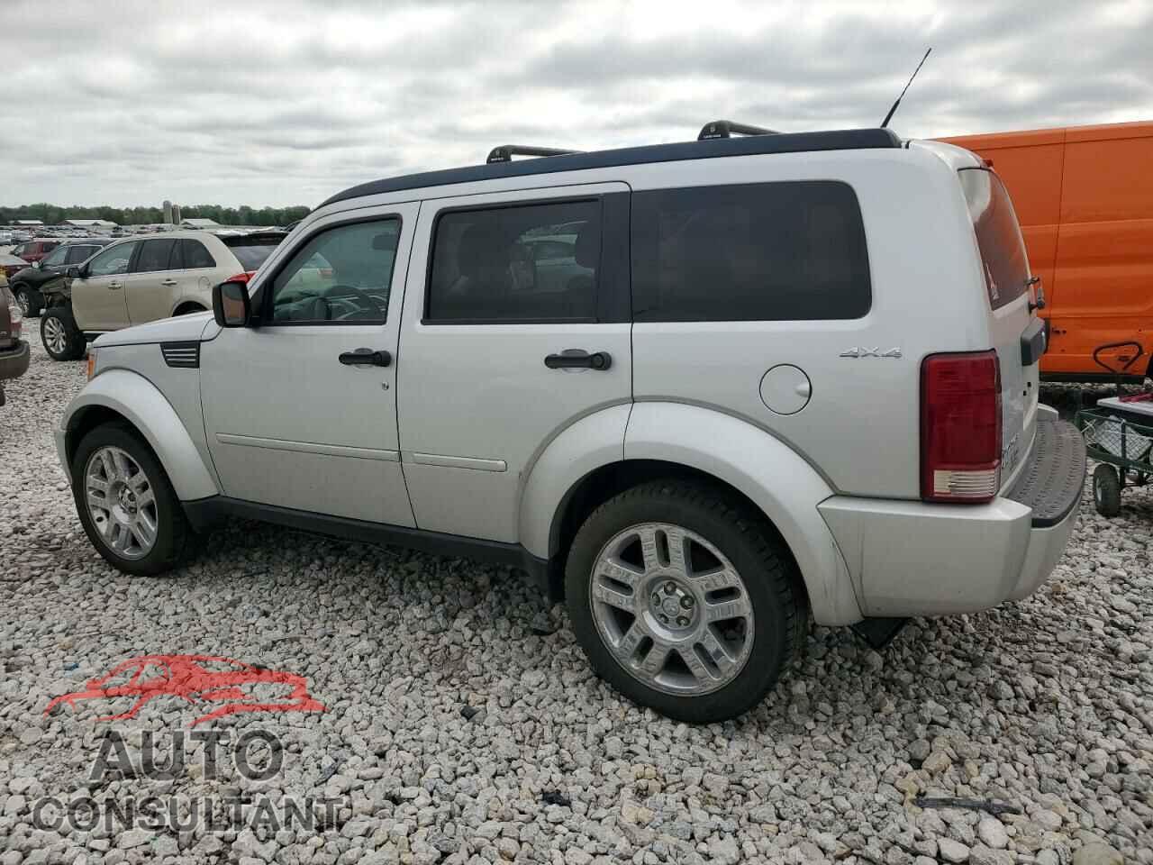 DODGE NITRO 2011 - 1D4PU4GX4BW505006