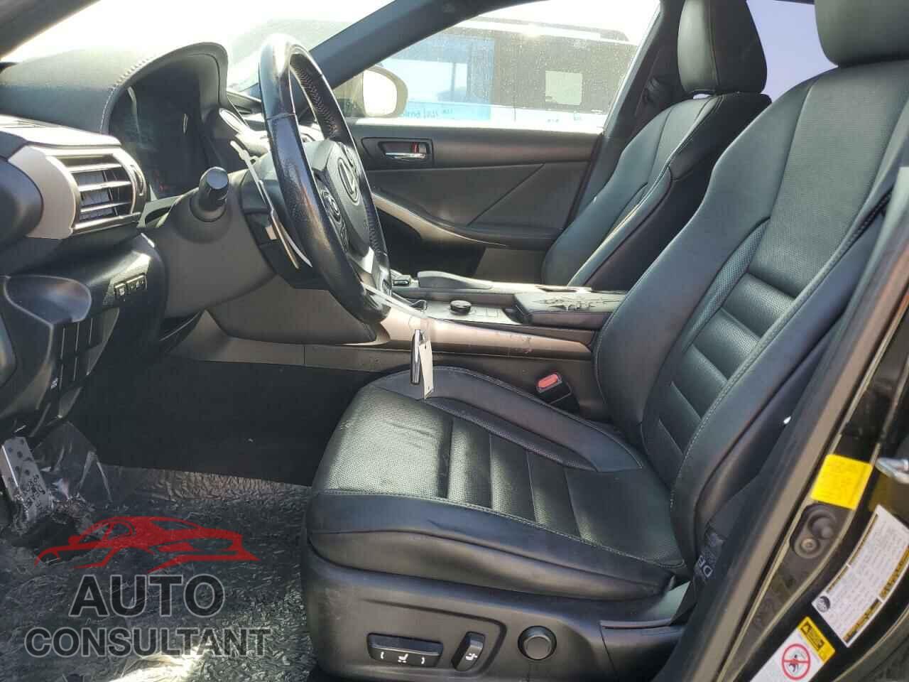 LEXUS IS 2015 - JTHBF1D20F5079740
