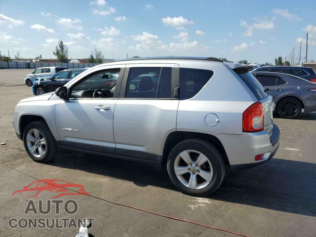 JEEP COMPASS 2011 - 1J4NF1FB5BD258569