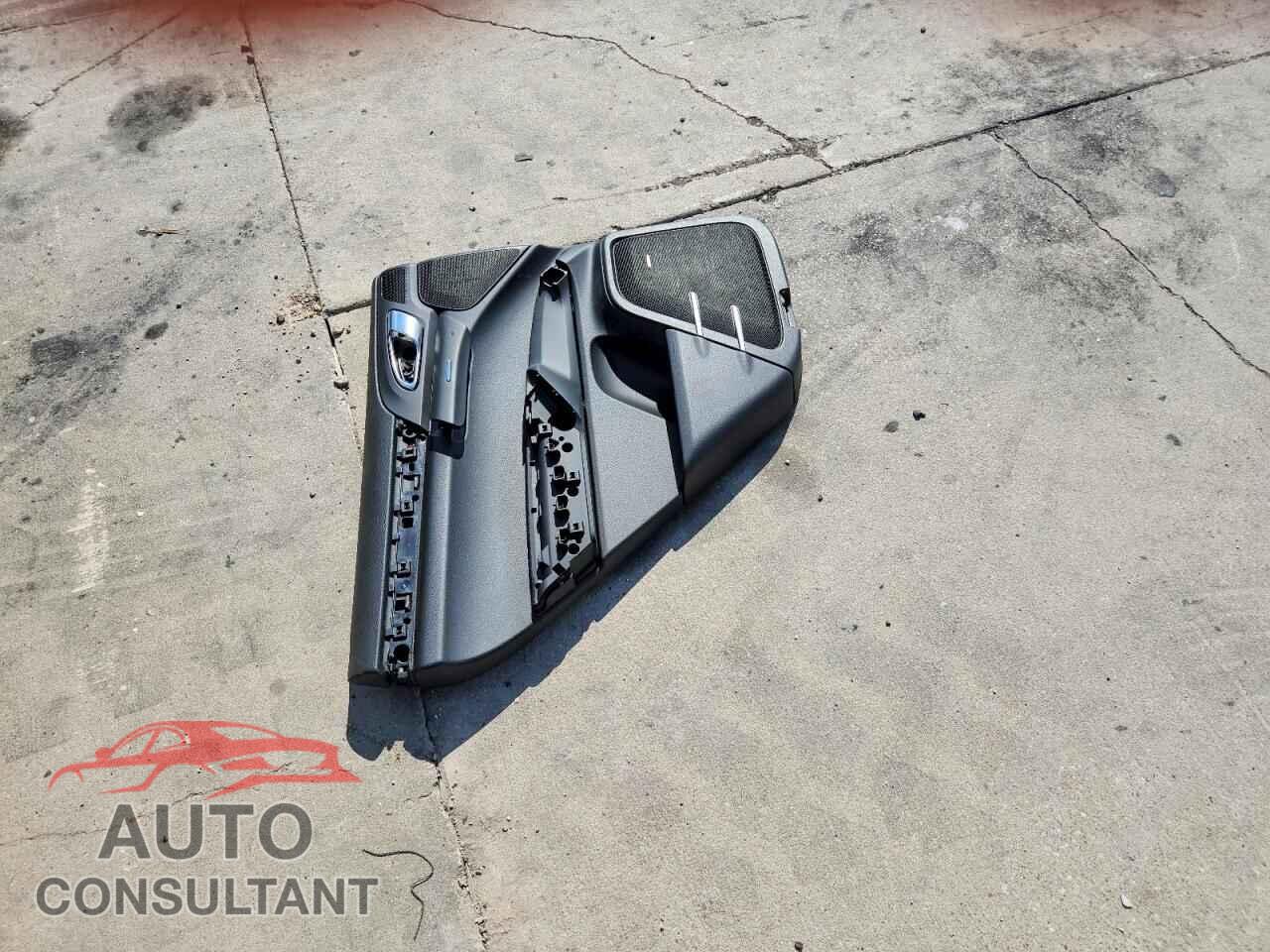PORSCHE CAYENNE 2013 - WP1AA2A29DLA03172