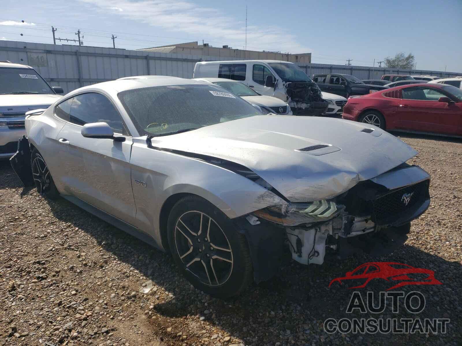 FORD MUSTANG 2019 - 1FA6P8CF9K5202108