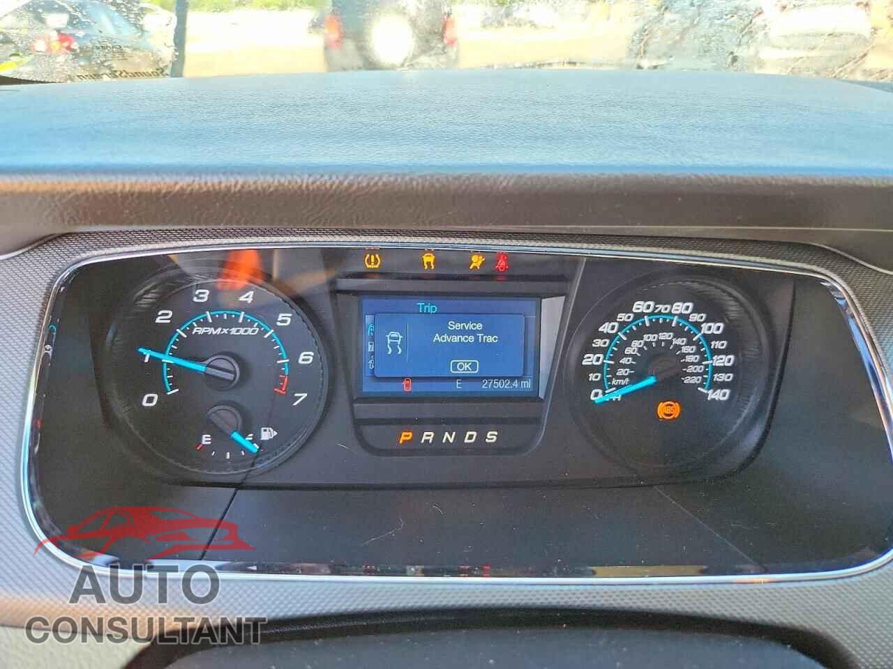 FORD TAURUS 2017 - 1FAHP2D88HG136010
