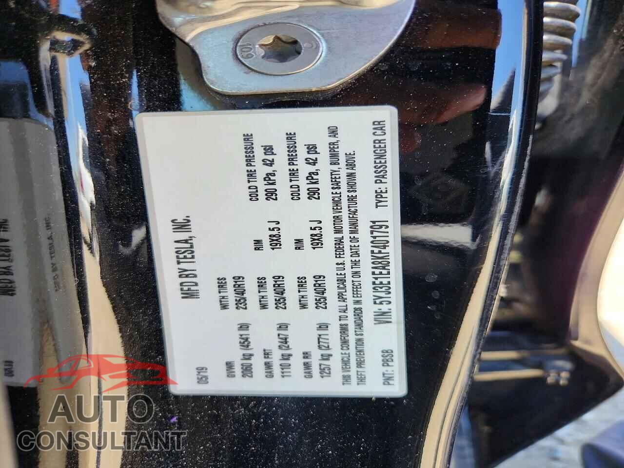 TESLA MODEL 3 2019 - 5YJ3E1EA8KF401791