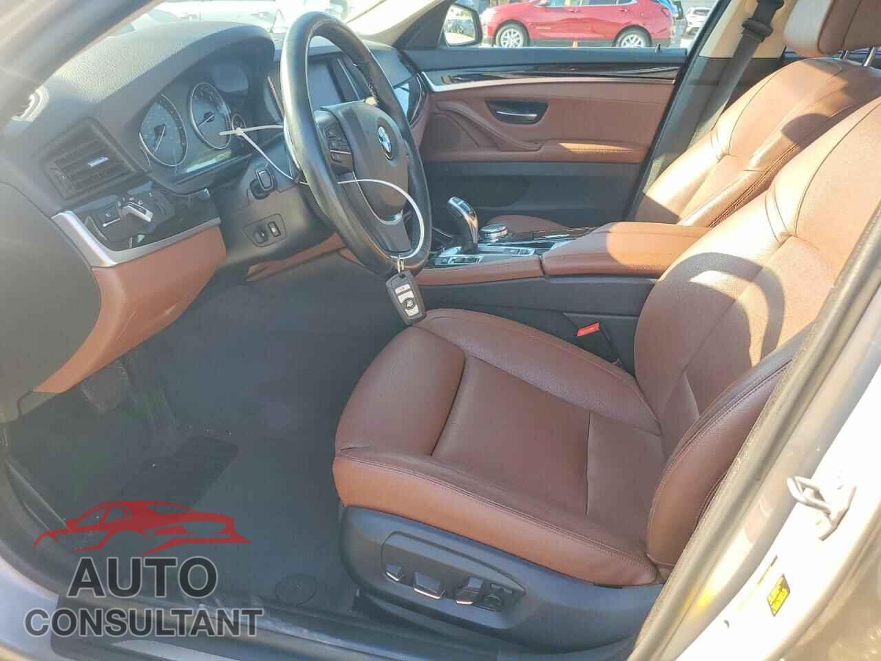 BMW 5 SERIES 2016 - WBA5B1C59GG550955