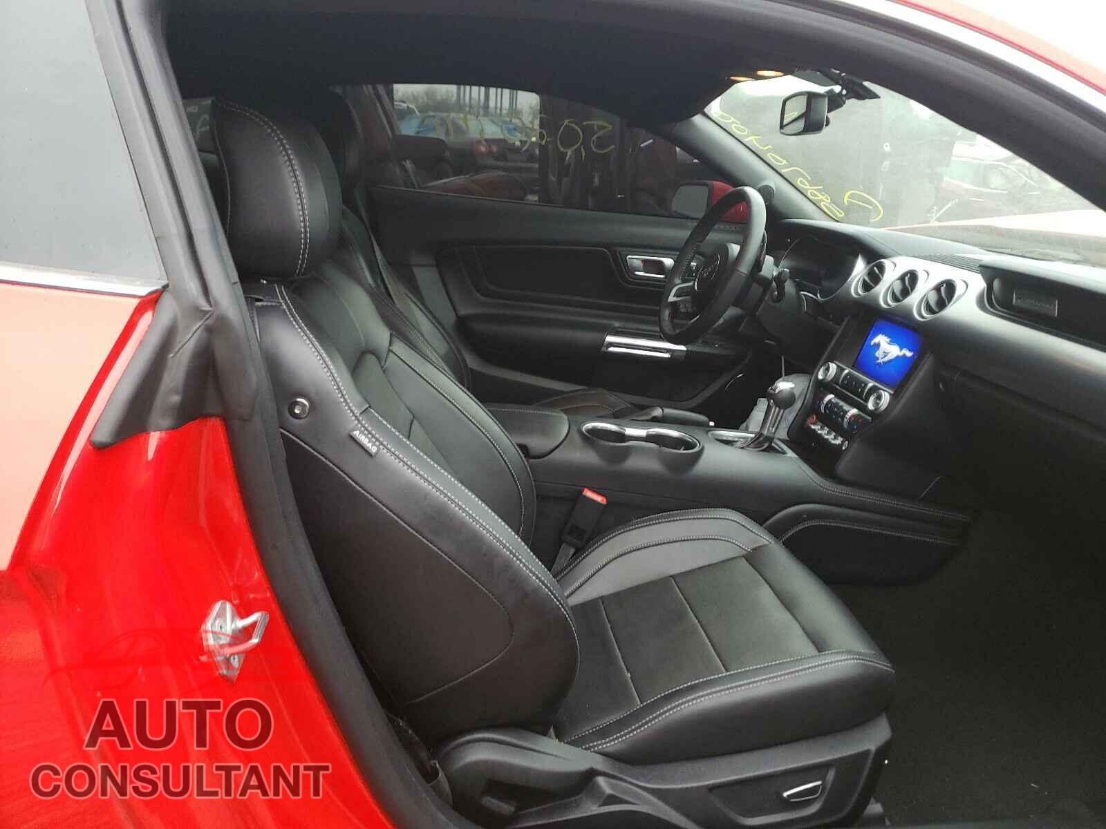 FORD MUSTANG 2019 - 1FA6P8TH5K5195854