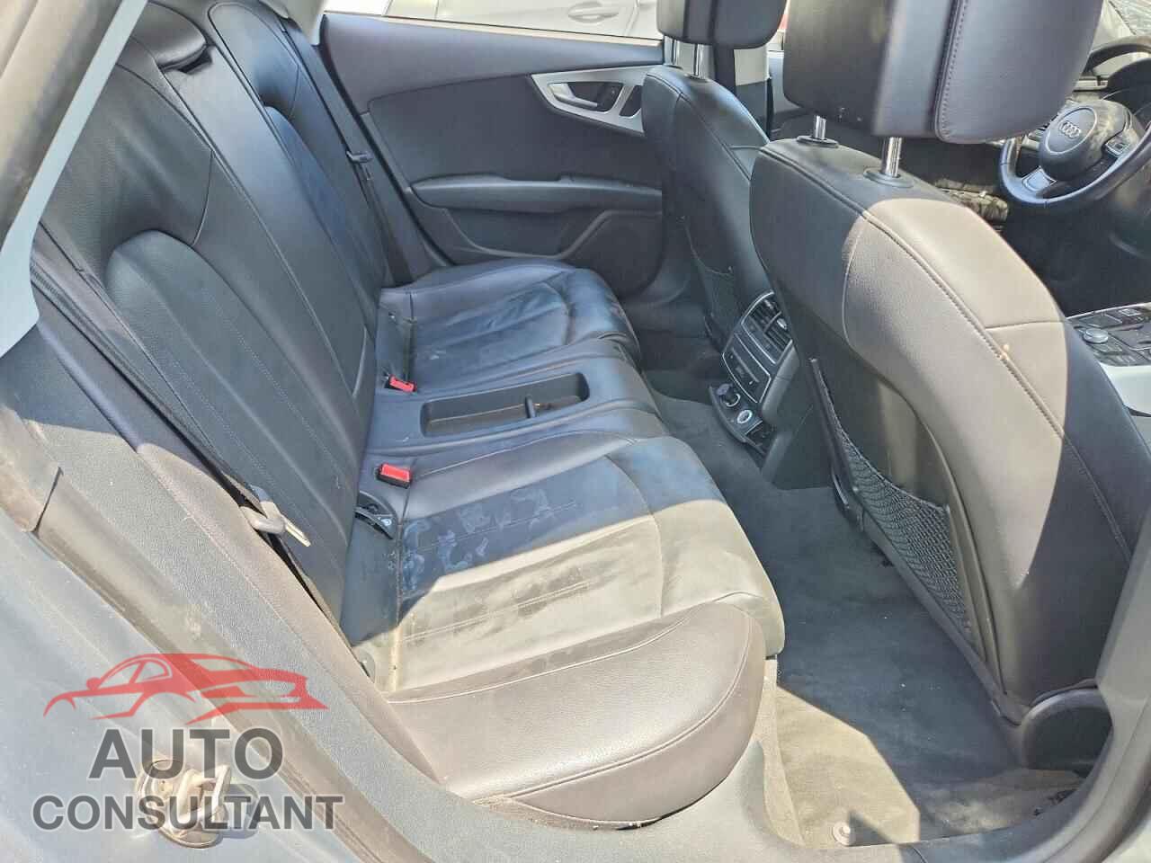 AUDI A7 2012 - WAUYGAFC0CN080135