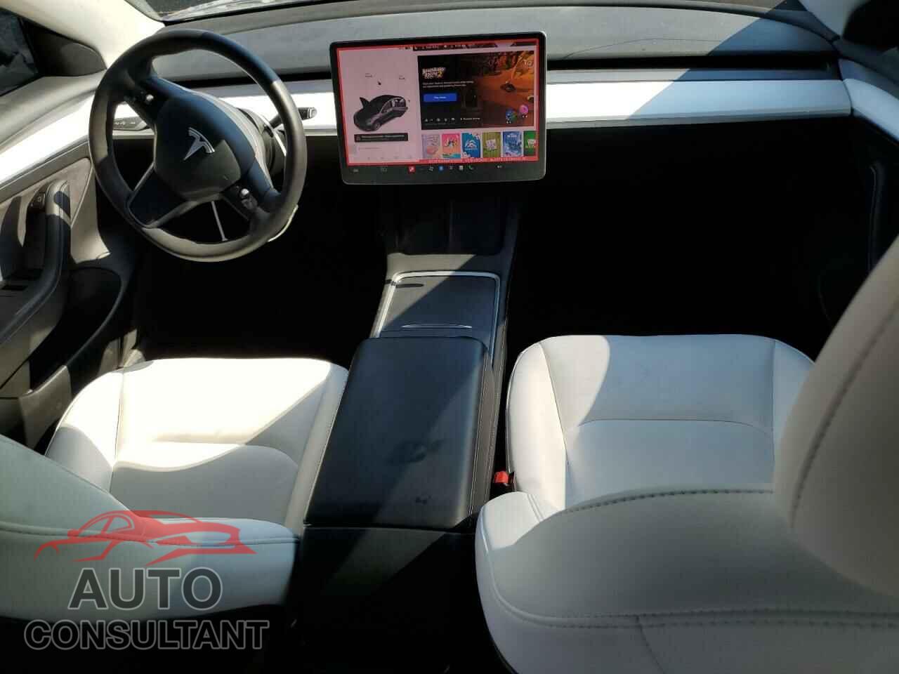 TESLA MODEL 3 2021 - 5YJ3E1EBXMF975675
