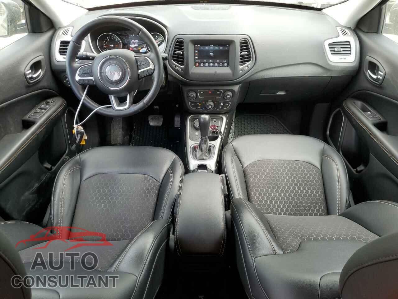 JEEP COMPASS 2020 - 3C4NJDBB8LT115736