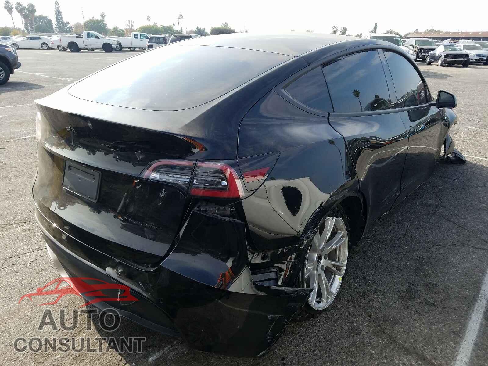 TESLA MODEL Y 2020 - 5YJYGDEEXLF029957
