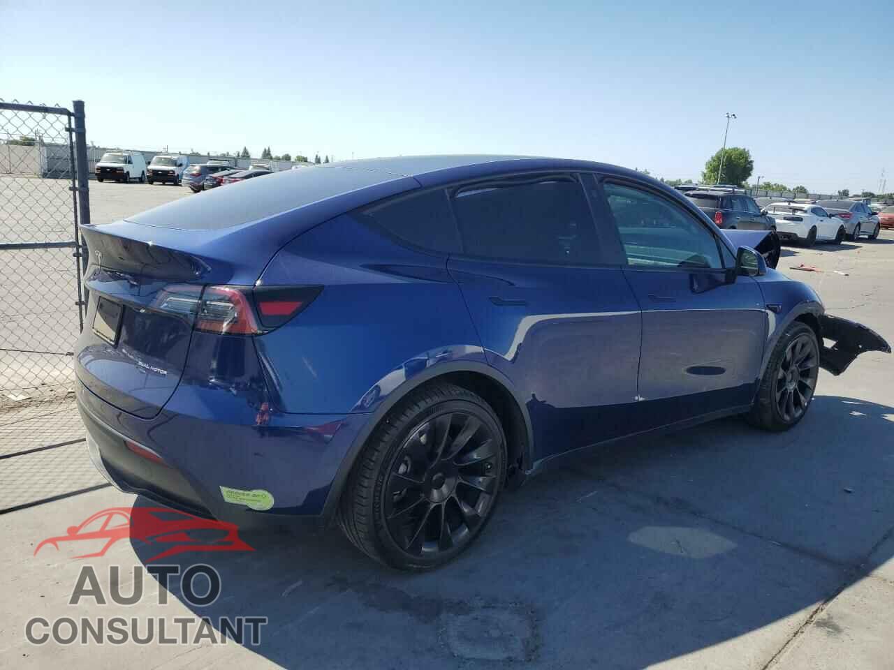 TESLA MODEL Y 2022 - 7SAYGDEE6NF572647