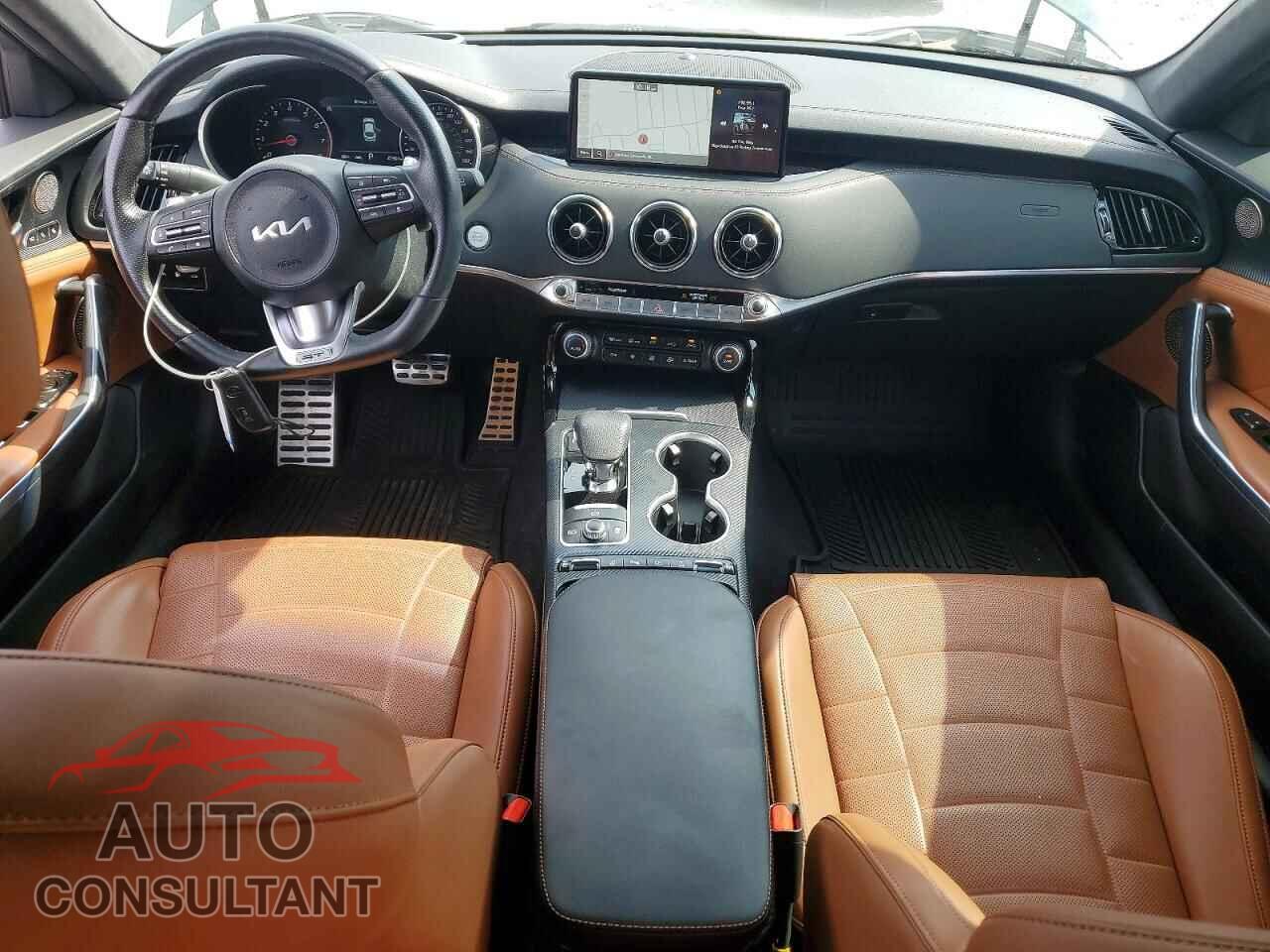 KIA STINGER 2023 - KNAE55LCXP6136375