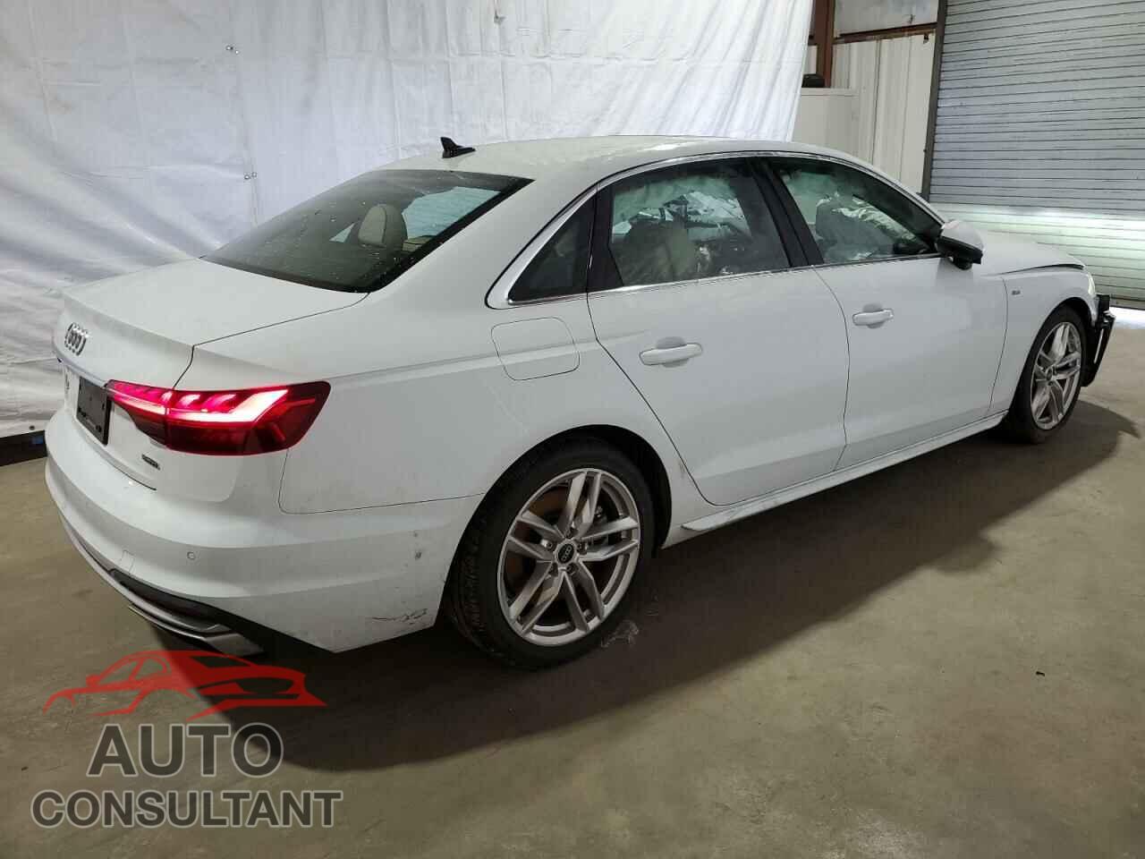 AUDI A4 2022 - WAUEAAF44NN015210