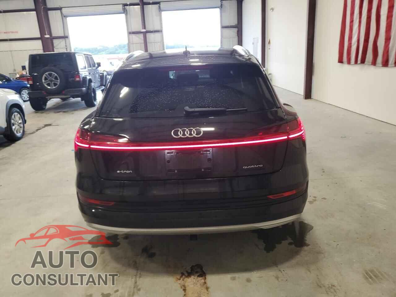 AUDI E-TRON 2021 - WA1AAAGE9MB027467