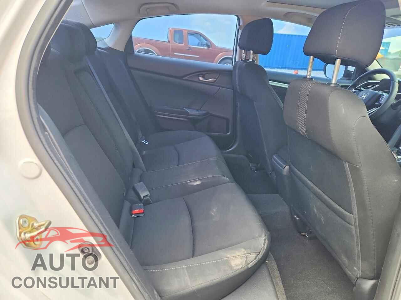 HONDA CIVIC 2017 - 19XFC2F77HE017091