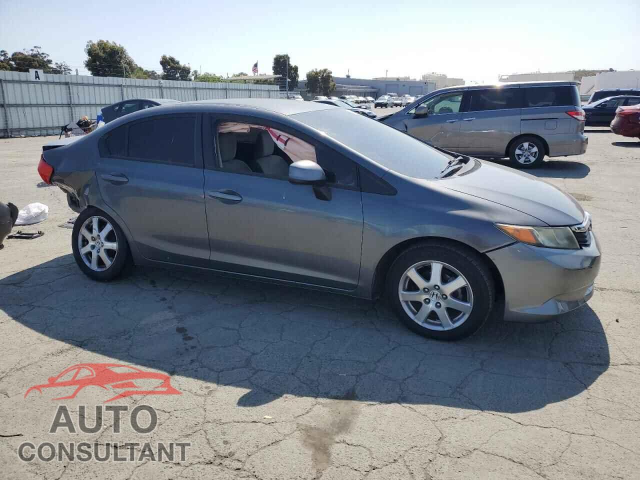 HONDA CIVIC 2012 - 2HGFB2F56CH330567