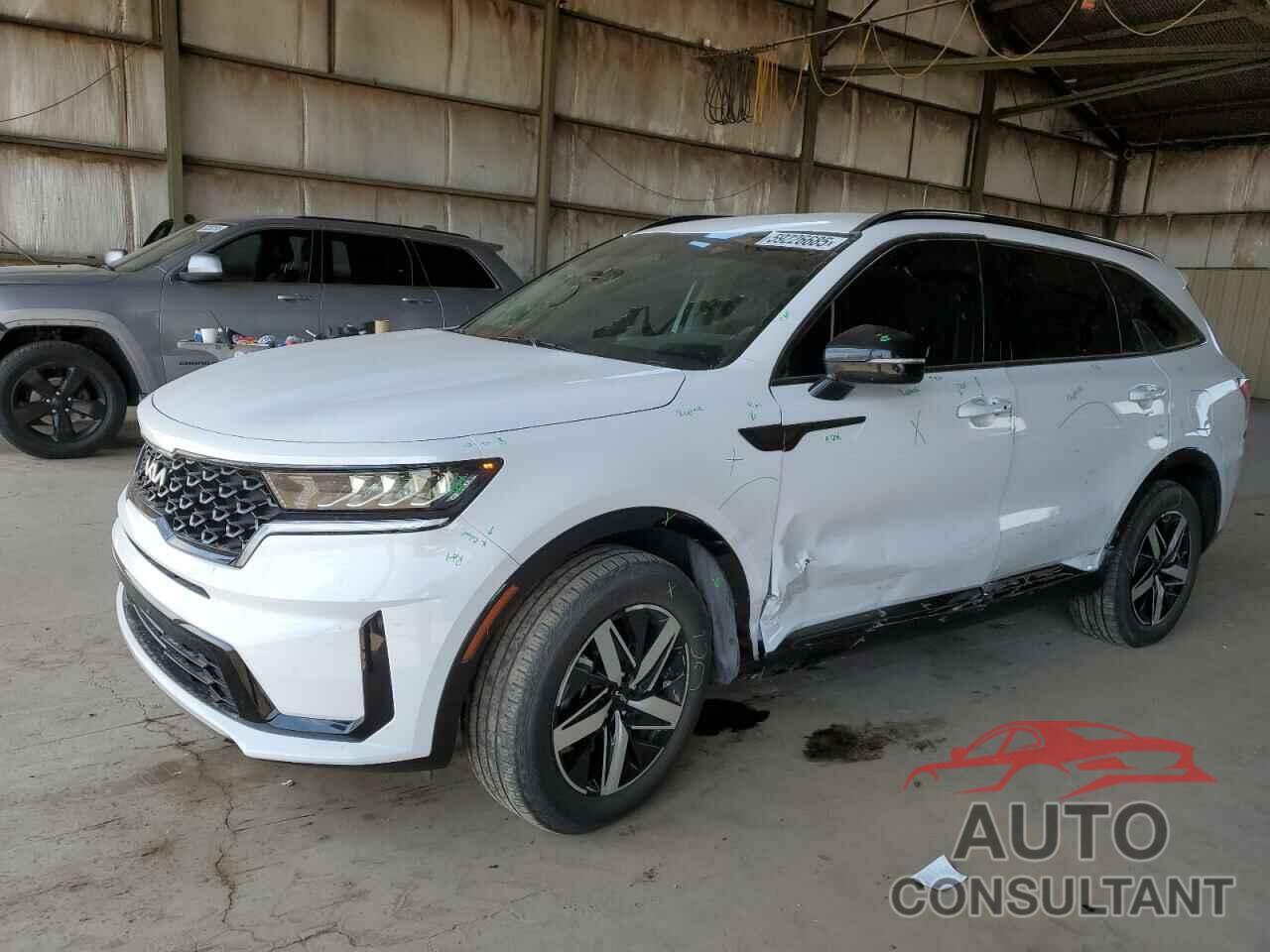 KIA SORENTO 2023 - 5XYRL4LC9PG213111