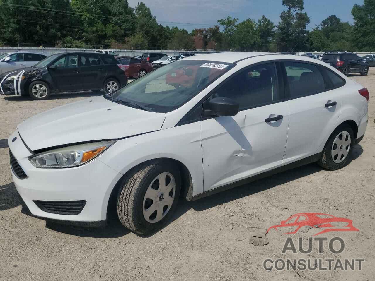 FORD FOCUS 2015 - 1FADP3E23FL333525