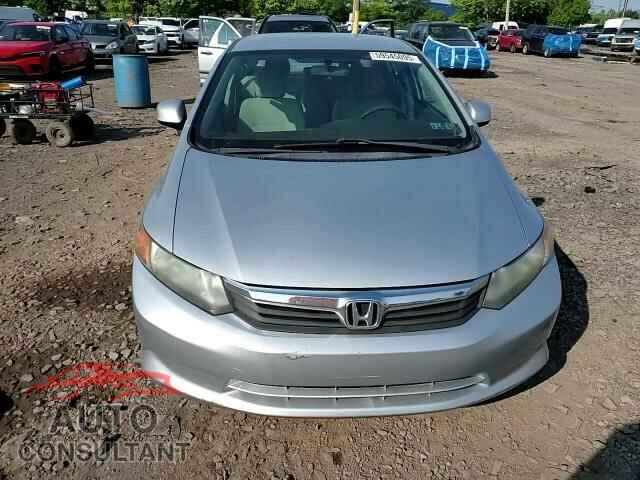 HONDA CIVIC 2012 - 2HGFB2F54CH563668