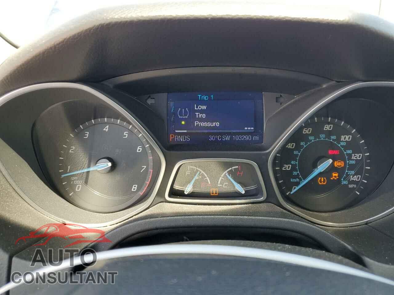 FORD FOCUS 2014 - 1FADP3F2XEL112047
