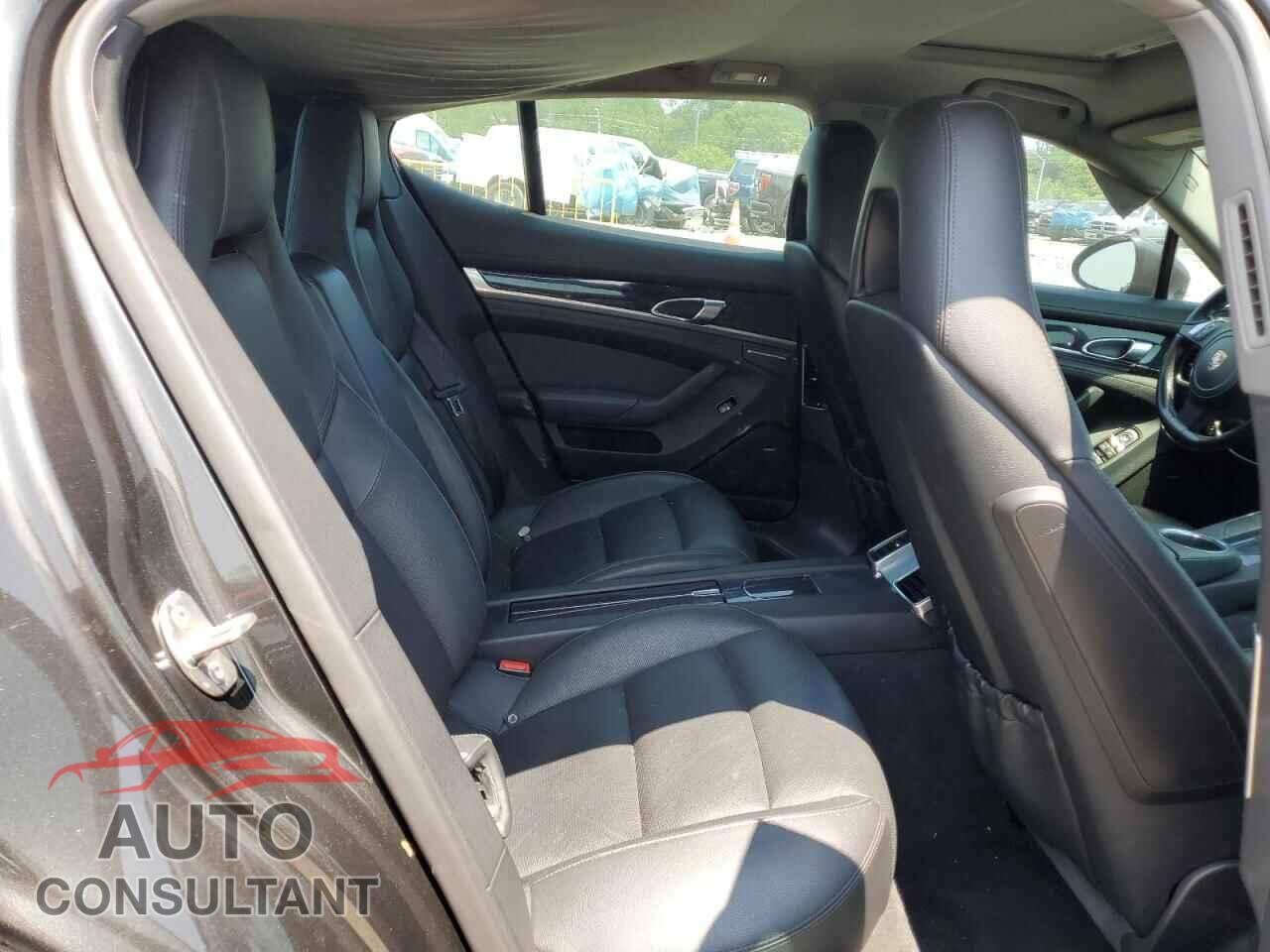 PORSCHE PANAMERA 2011 - WP0AA2A72BL011382
