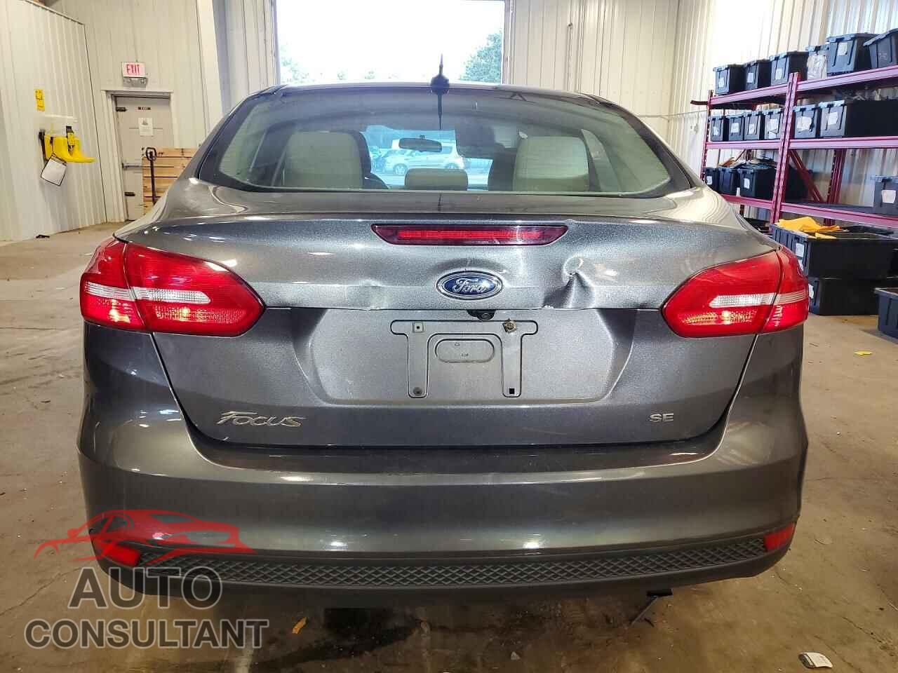 FORD FOCUS 2015 - 1FADP3F25FL302579