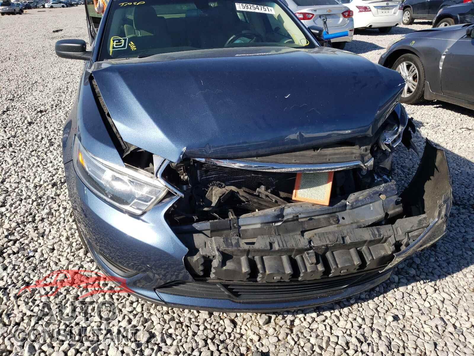 FORD TAURUS 2018 - 1FAHP2D89JG127628