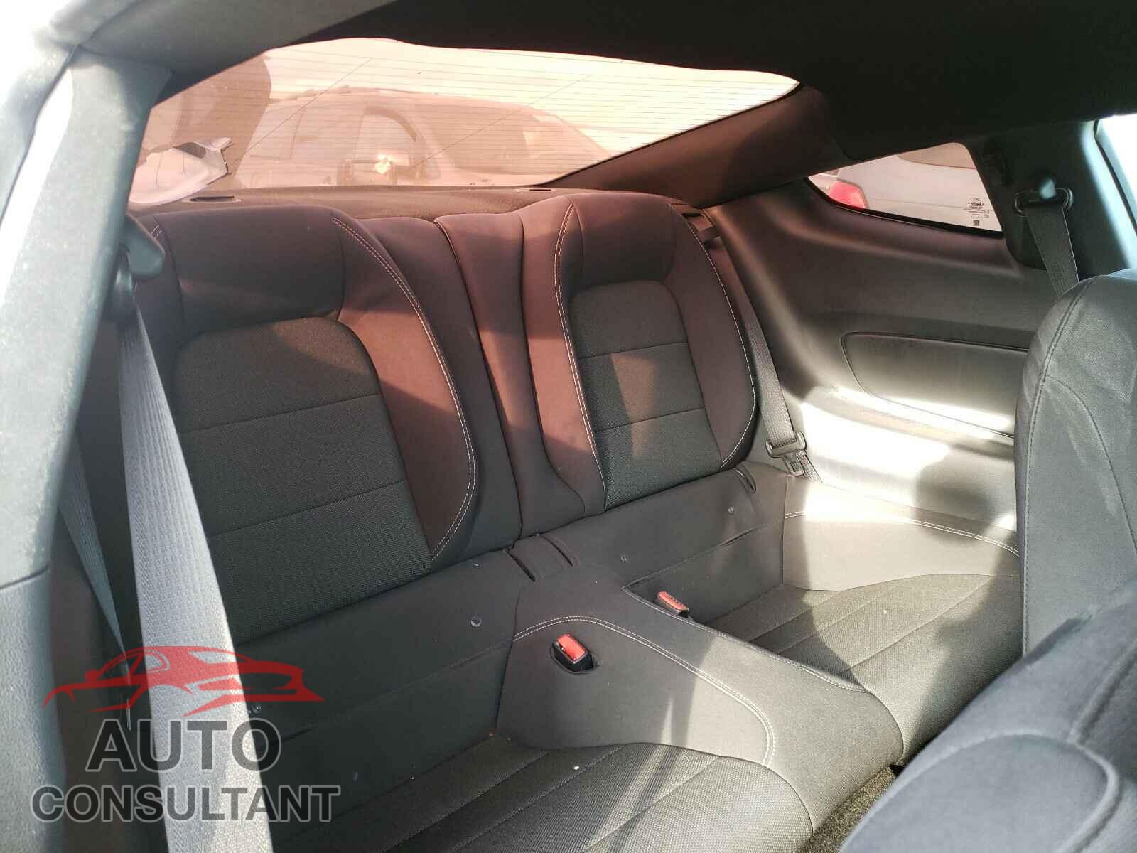 FORD MUSTANG 2016 - 1FA6P8AM8G5261983