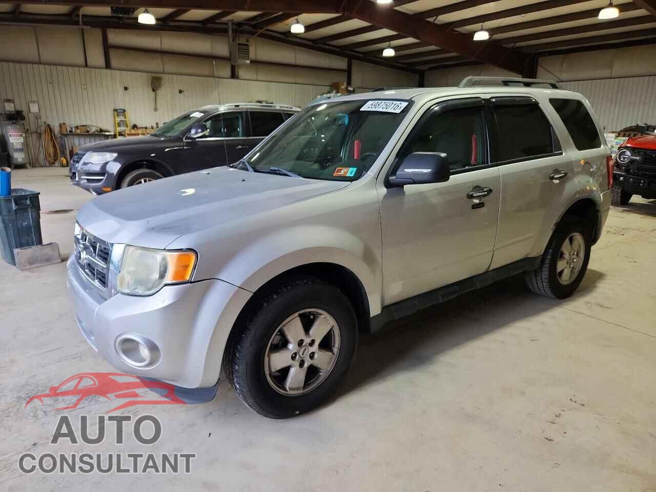 FORD ESCAPE 2011 - 1FMCU9D74BKB34543