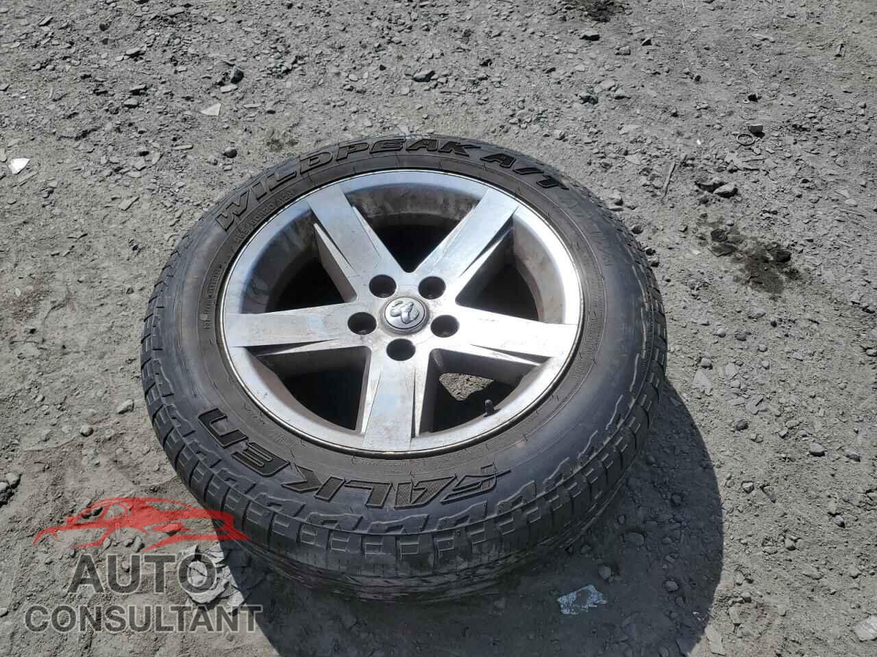 DODGE RAM 1500 2012 - 1C6RD7LT9CS135410