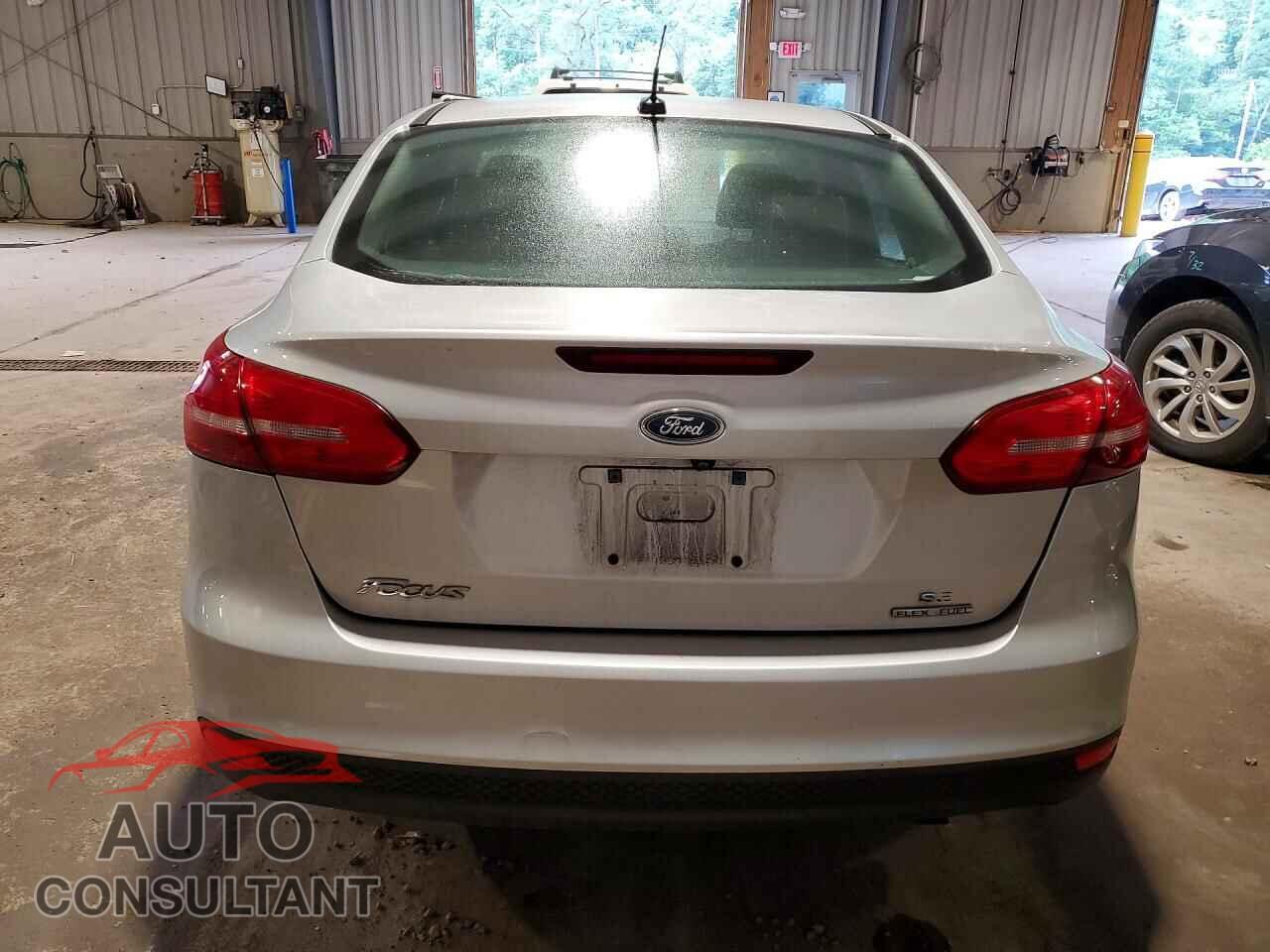 FORD FOCUS 2015 - 1FADP3F20FL339300