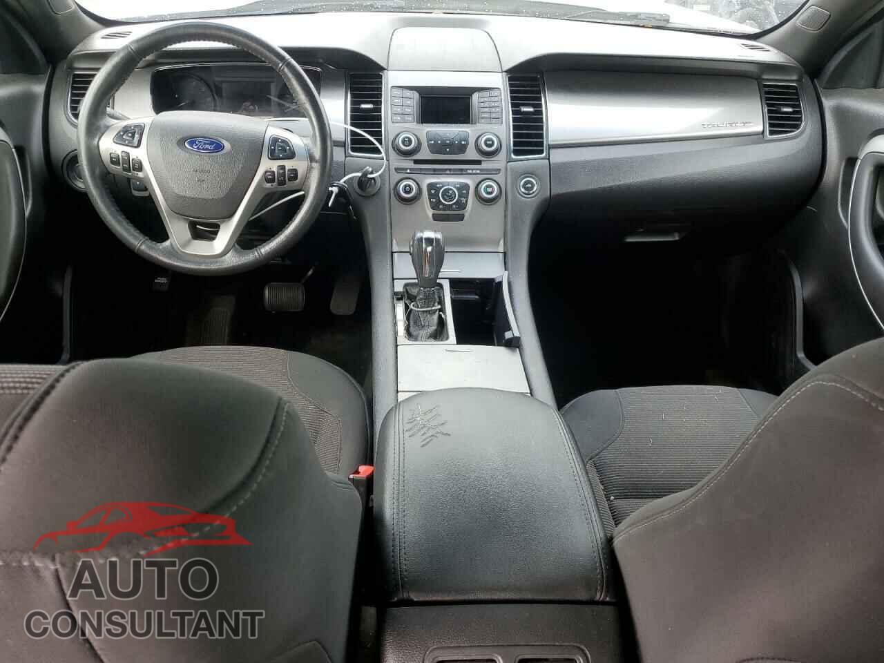 FORD TAURUS 2015 - 1FAHP2E89FG163034