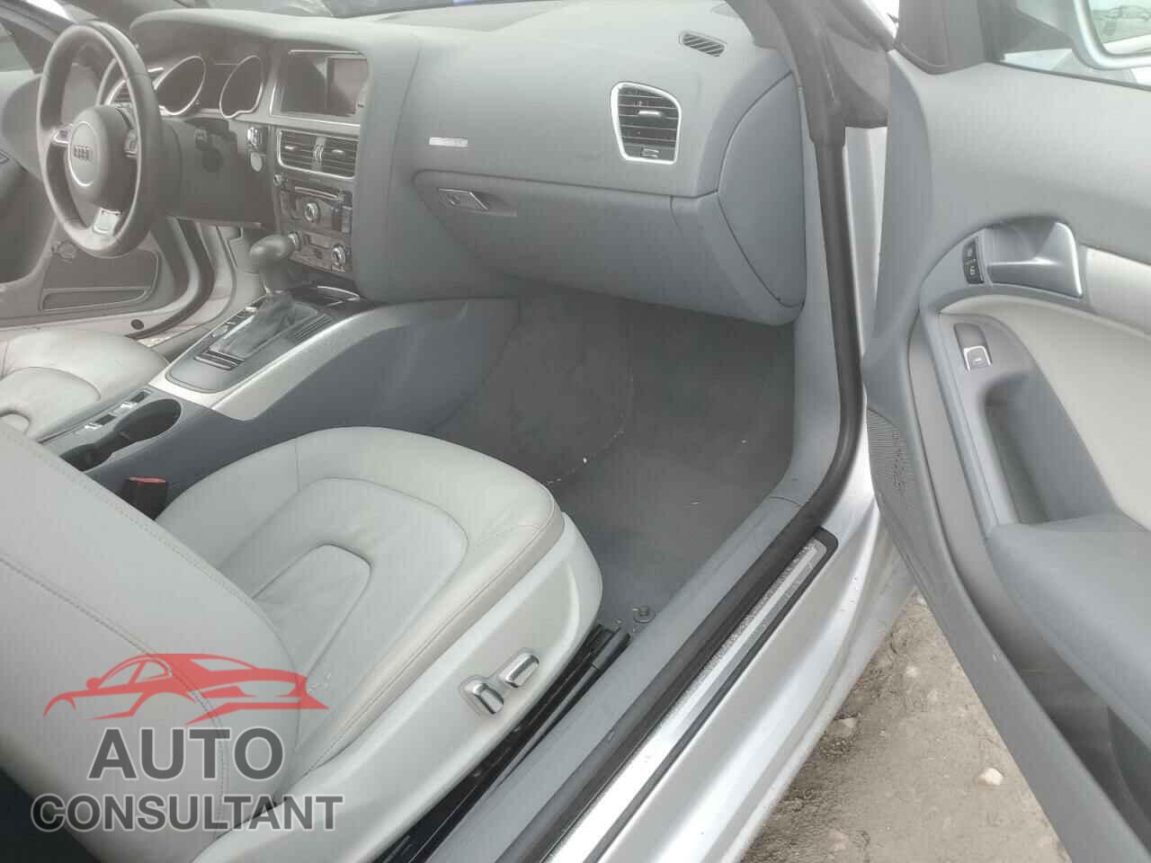 AUDI A5 2014 - WAULFAFH5EN013655