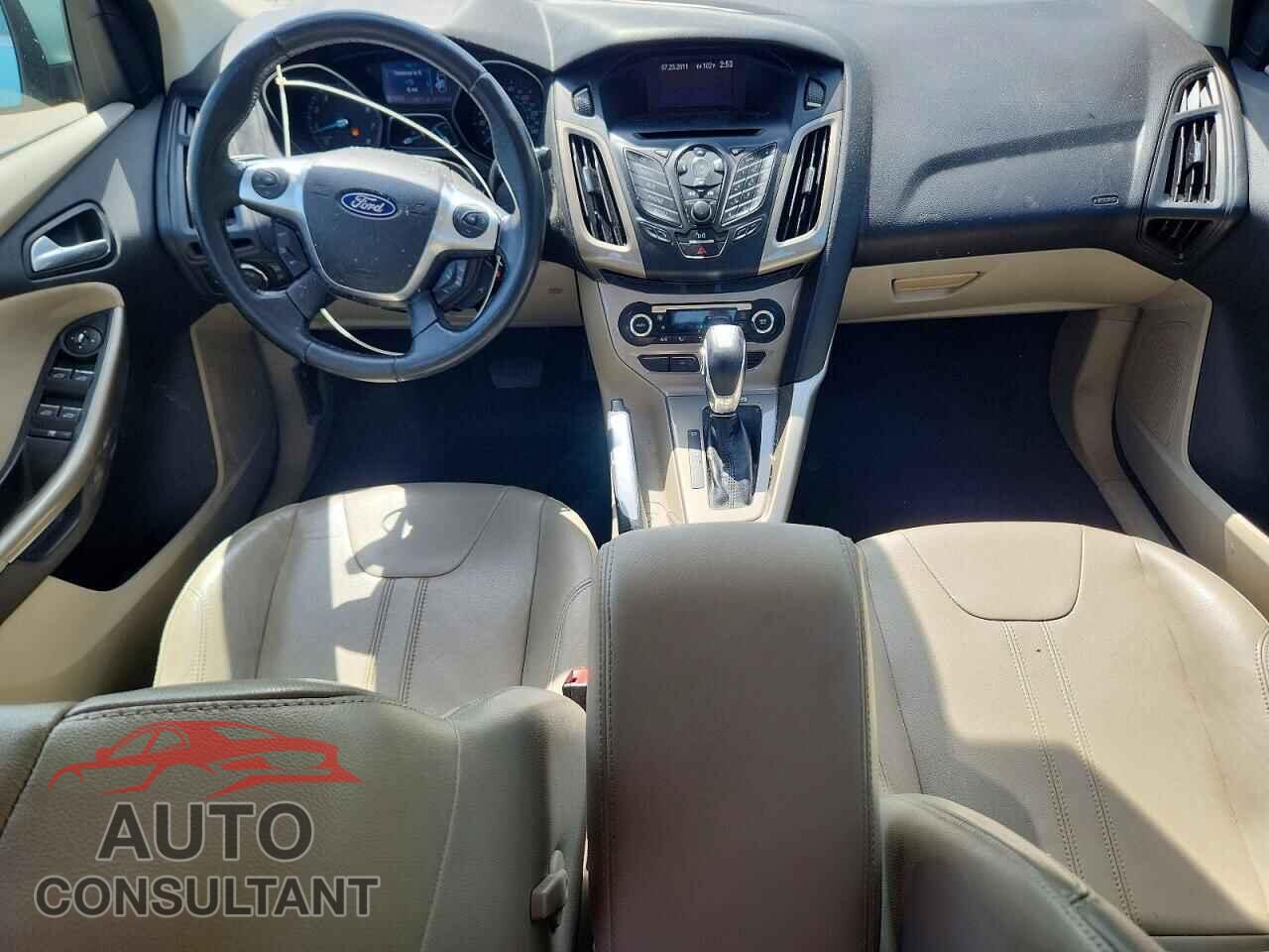 FORD FOCUS 2012 - 1FAHP3H29CL101682