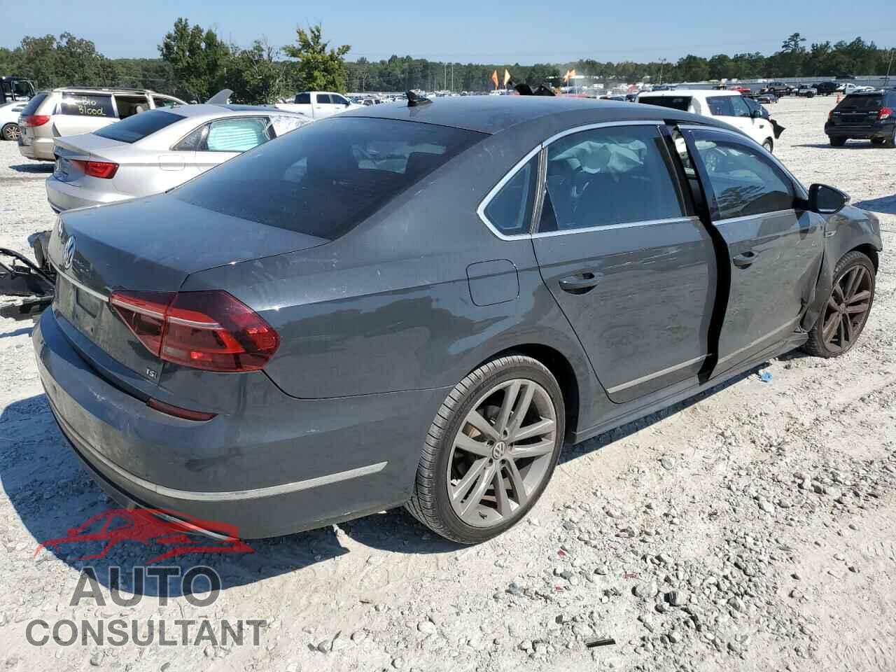 VOLKSWAGEN PASSAT 2017 - 1VWDT7A34HC054760