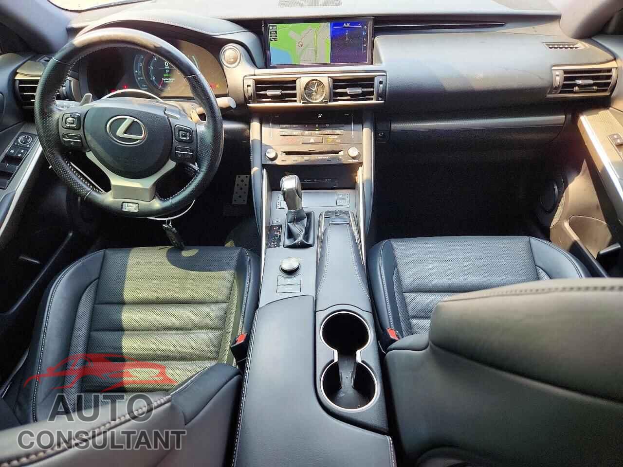 LEXUS IS 2017 - JTHCM1D2XH5015671