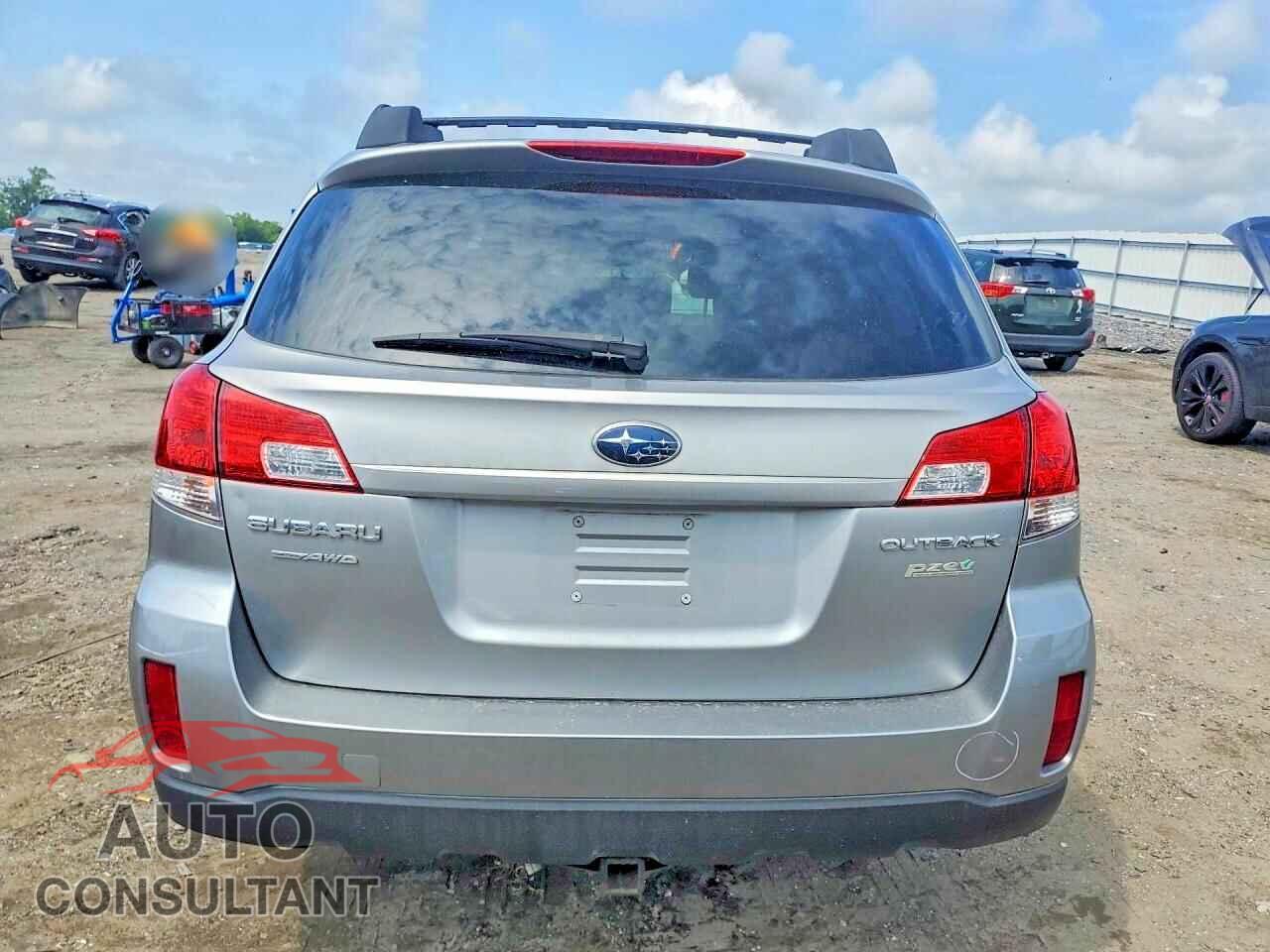 SUBARU OUTBACK 2011 - 4S4BRBCC4B3380358