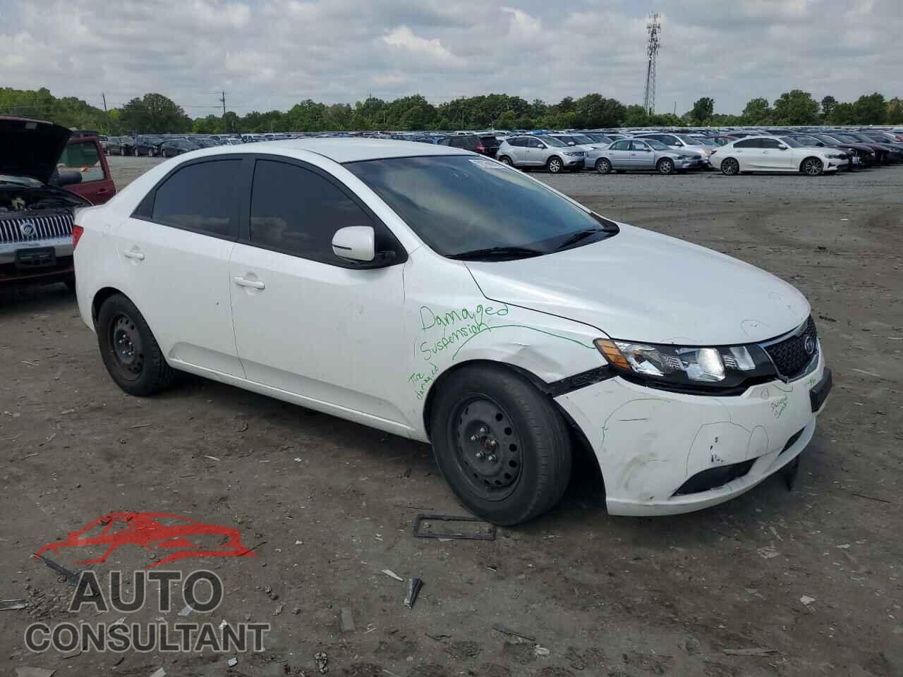 KIA FORTE 2011 - KNAFU4A25B5454043
