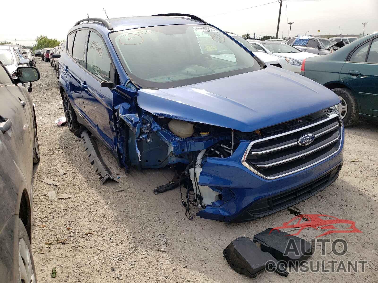 FORD ESCAPE 2017 - 1FMCU0GD2HUA69847