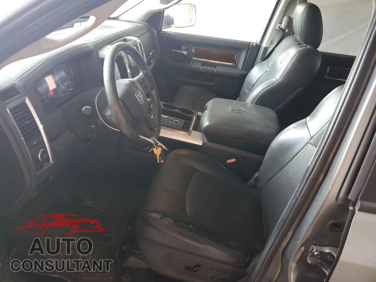 DODGE RAM 1500 2012 - 1C6RD7NT2CS257457