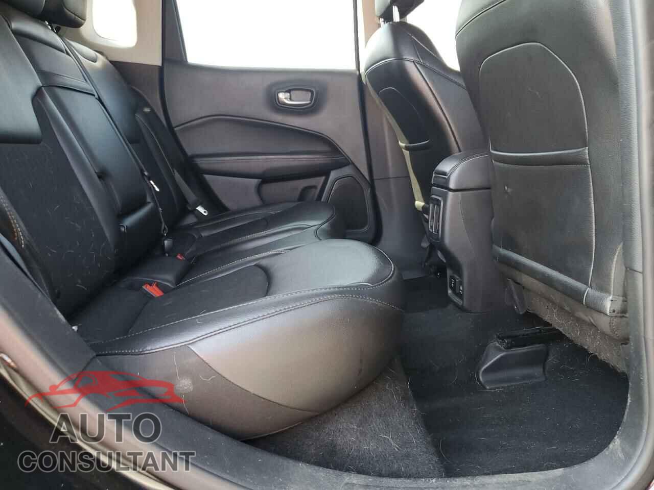 JEEP COMPASS 2019 - 3C4NJDBB2KT678537