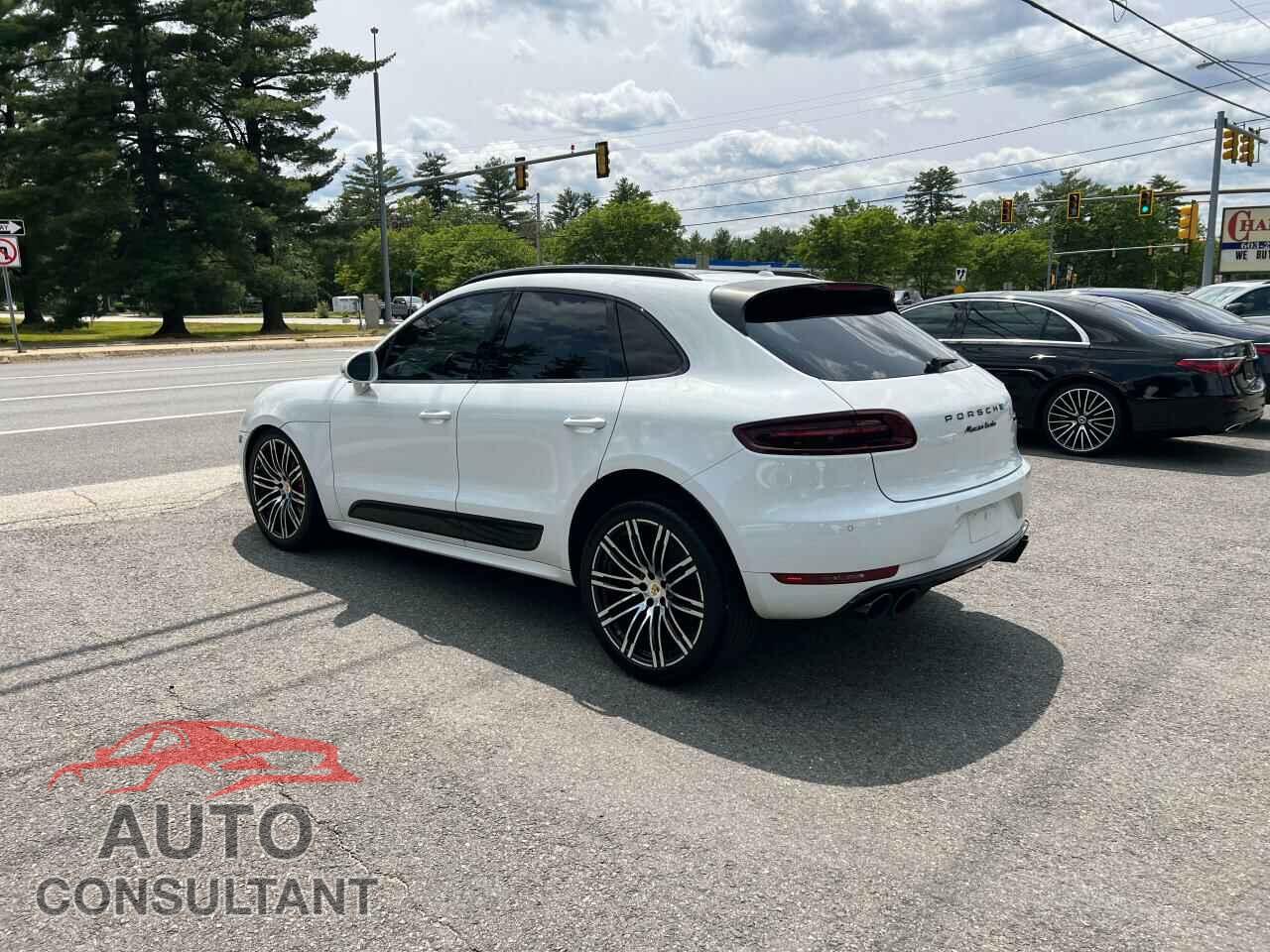 PORSCHE MACAN 2017 - WP1AF2A50HLB60235