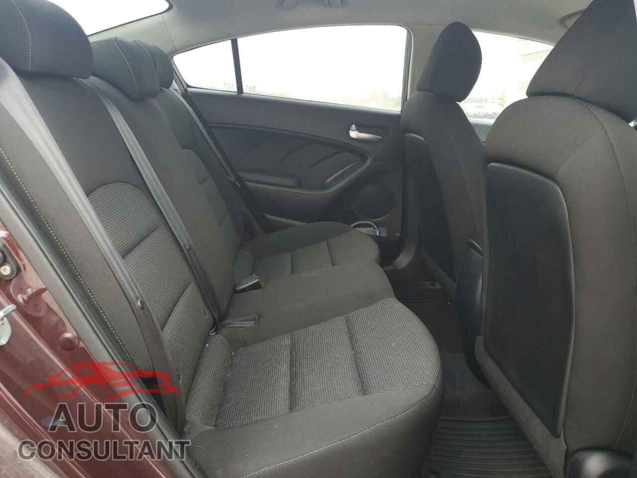 KIA FORTE 2017 - 3KPFK4A77HE022524