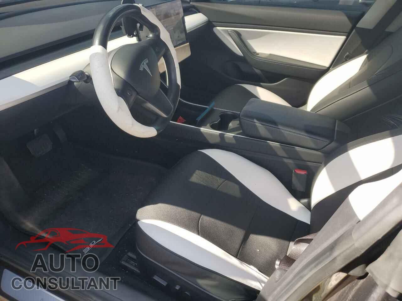 TESLA MODEL 3 2019 - 5YJ3E1EA6KF312754
