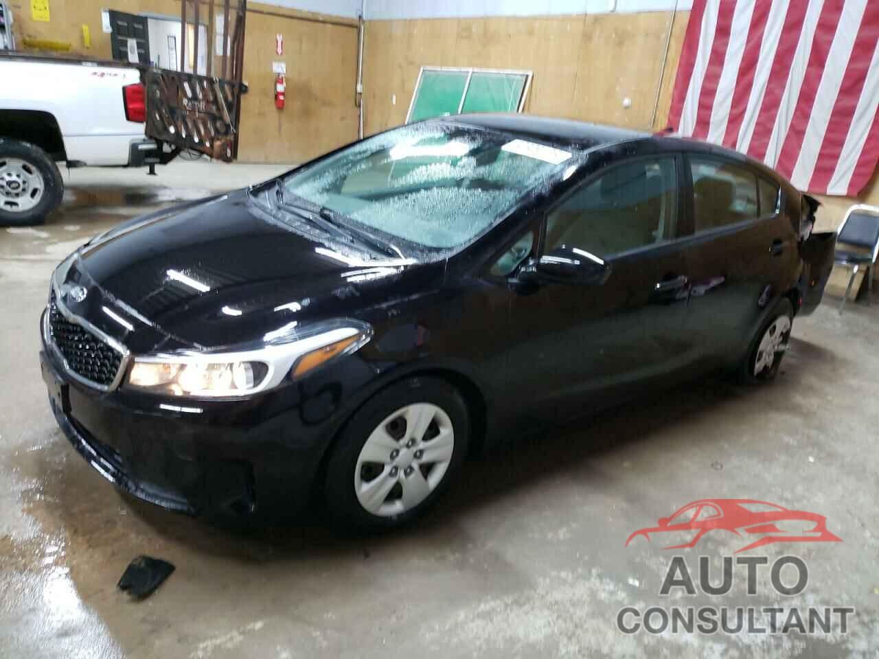 KIA FORTE 2018 - 3KPFL4A75JE211692