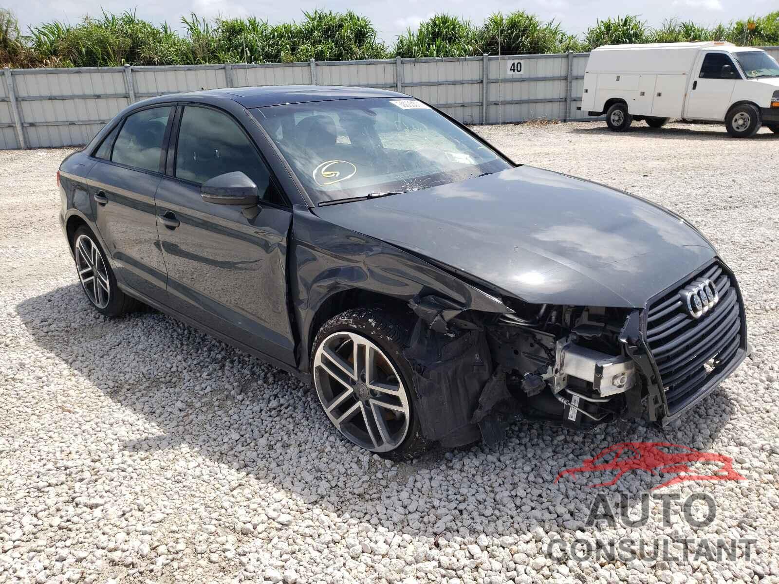 AUDI A3 2020 - WAUAUGFFXLA055273