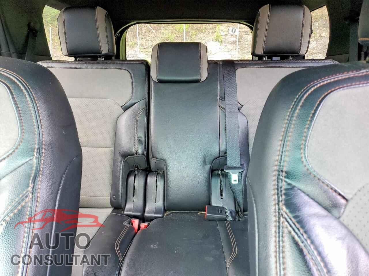 FORD EXPLORER 2017 - 1FM5K8D87HGA83620